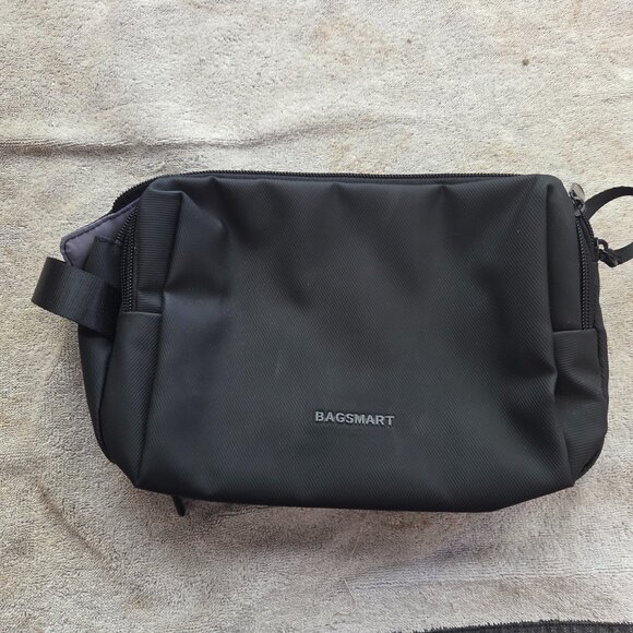 Bagsmart electronic organizer - Picture 1 of 4